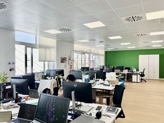 Office space in Campuzano. Oficina en venta en licenciado poza frente plaza bizkaia
