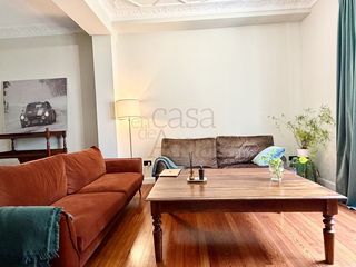 Flat  Elcano kalea. Amplio piso con techos altos, mirador y balcón en el centro de b