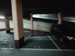 Parking coche  Sabino arana etorbidea. Parcela de garaje en leioa