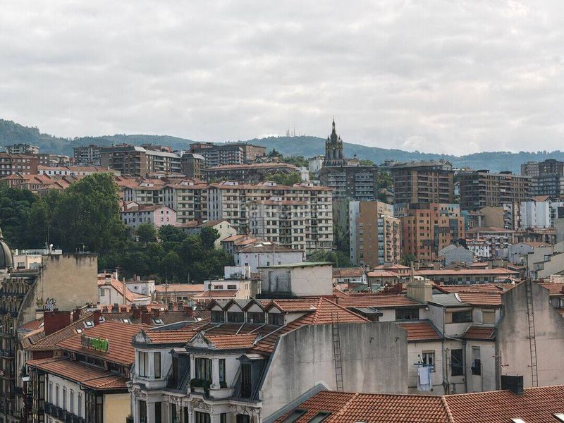 Foto 131bddd0-e0c8-443d-8da9-a2faab75d3e1. Pis amb calefacció a San Fransisco Bilbao