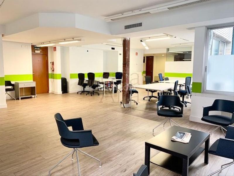 Foto 8c727cca-85e0-4a66-8325-6316350ccfc7. Oficina amb calefacció aparcament a Plaza Circular Bilbao