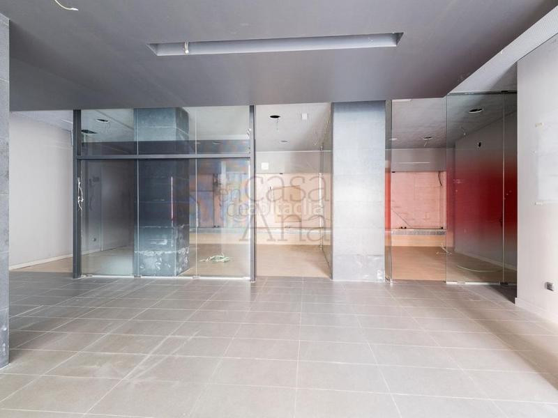 Foto c1e427a1-6219-478f-ad8c-aac7f64f7ef5. Local comercial en maurice ravel etorbidea 8 local comercial en maurice ravel en Bilbao