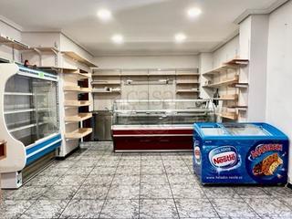 Alquiler Local Comercial en Masustegi - Monte Caramelo. Local en lezeaga junto parada de autobus