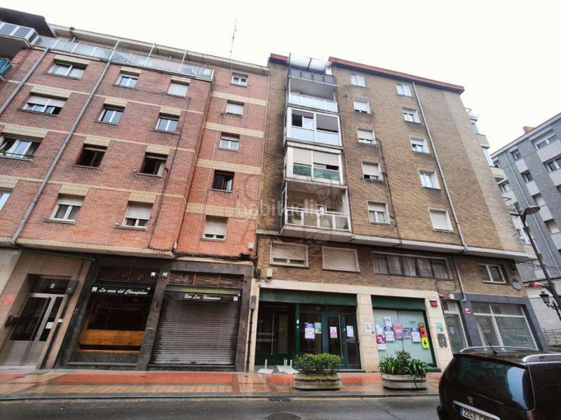 Foto 71ace823-abc3-4532-86e0-b88d5412e465. Local comercial a catalunya kalea 3 a Rontegui-Pormetxeta Barakaldo