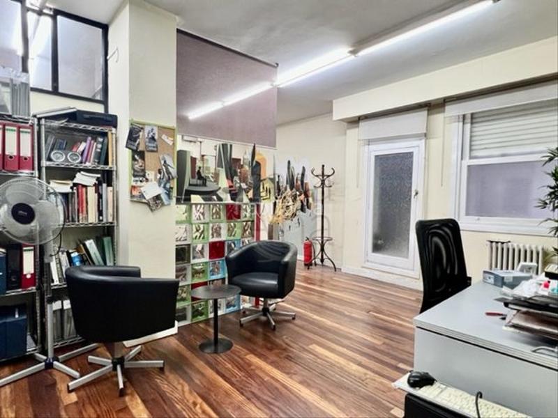 Foto 58d25875-386d-4c94-882a-d46ed2e7eeb1. Rent office space with heating parking in Castaños - Begoñaibarra Bilbao