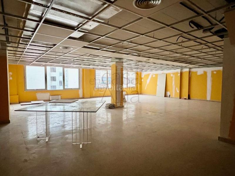 Foto 10809fb4-dd42-4d80-b2ad-ceed5ba07469. Lloguer oficina amb calefacció aparcament a Alhóndiga Bilbao