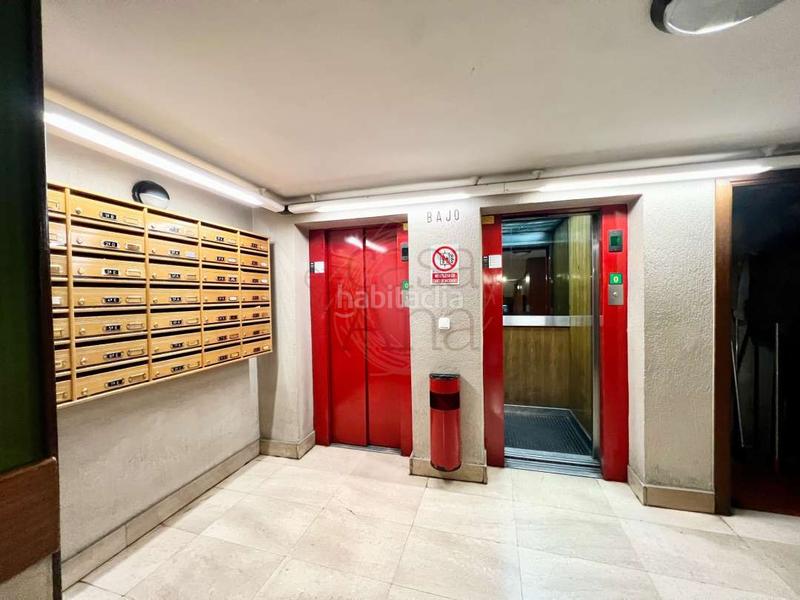 Foto 187482d7-9db5-4ff6-aac3-63cce81146c8. Location bureau avec chauffage parking dans Alhóndiga Bilbao