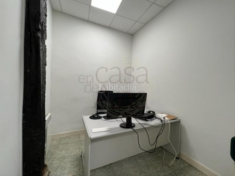 Foto d5d53fa5-6366-4d51-8f77-c9ef78fc459d. Alquiler local comercial local en alquiler en el Casco Viejo c esperanza en Bilbao