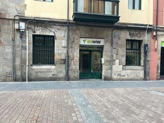Lloguer Local Comercial  Viuda epalza. Local en alquiler en el casco viejo  c esperanza