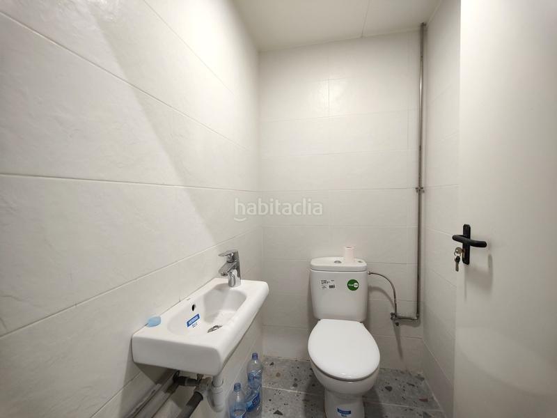 Foto 152648c6-b330-4b48-9b85-e85ae160a3f0. Lloguer local comercial a Lasarte - Oria