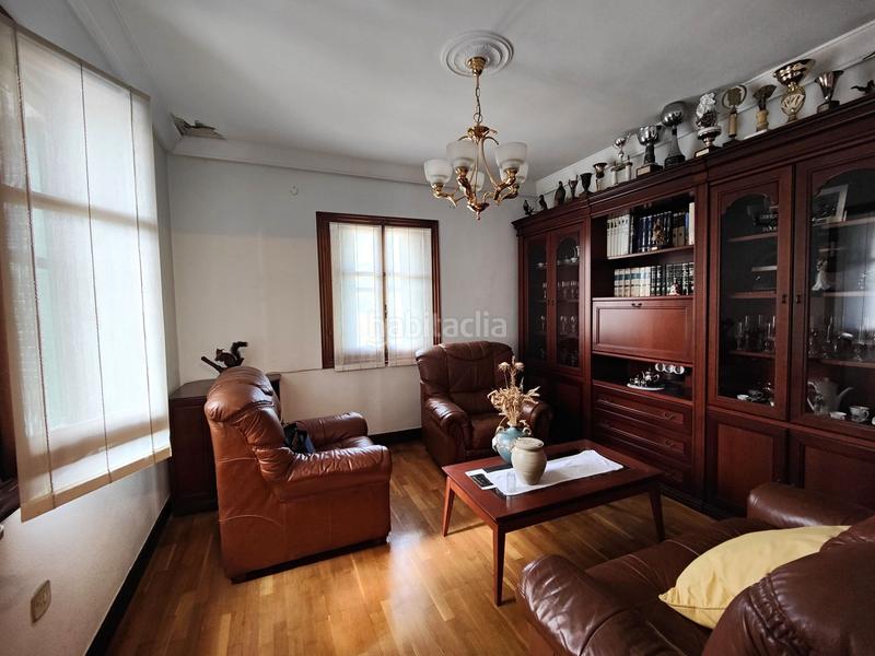 Foto b5feb7b2-bae2-4c50-8742-558e44308482. Haus mit heizung in Lasarte - Oria