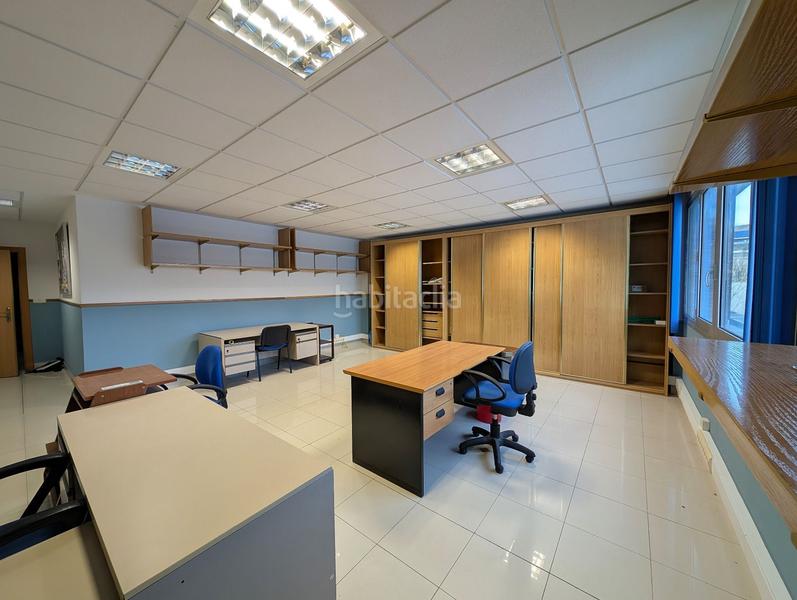 Foto 54dcf446-cde1-4df6-a43e-4ecec6dbf852. Büro mit heizung in Lasarte - Oria