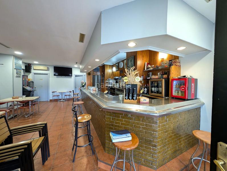 Foto 68af0a15-a840-4268-ab35-f009fc6ec6b9. Local comercial a Altza Donostia - San Sebastián