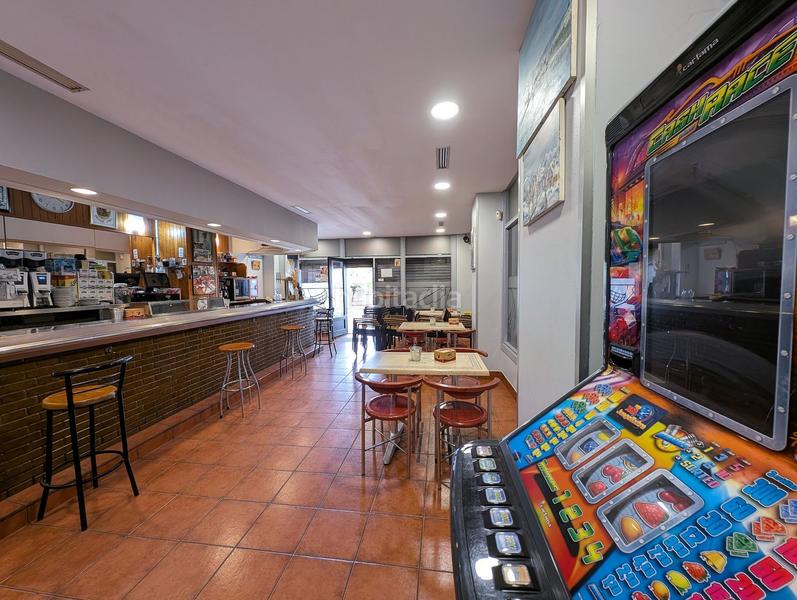 Foto d7f9de79-84e8-48e2-bfc8-589693be349f. Local comercial a Altza Donostia - San Sebastián