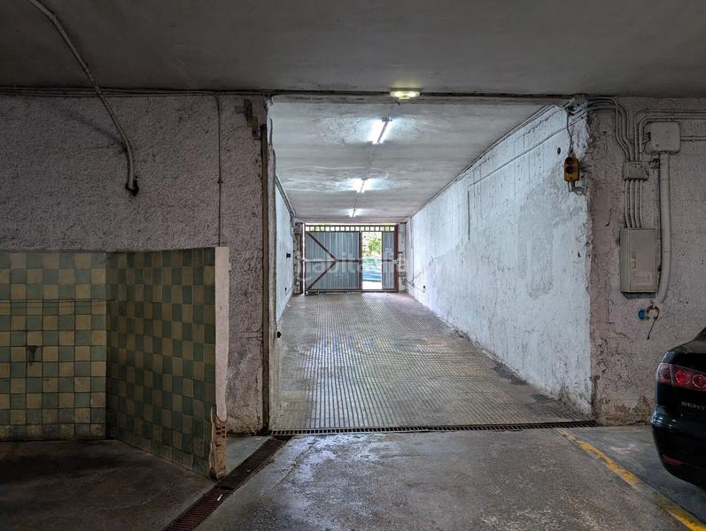 Foto ecded400-2100-467a-9e46-1ce72653f0bb. Car parking in Lasarte - Oria