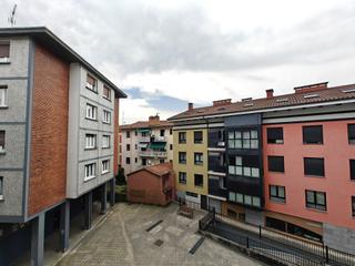 Appartement en Andoain. En el barrio de zumea piso con muchas posibilidades