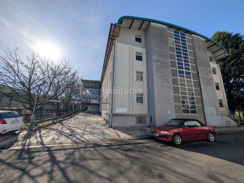 Foto f171dd93-d652-4c76-bd06-9583494326ea. Aparcament cotxe a Lasarte - Oria