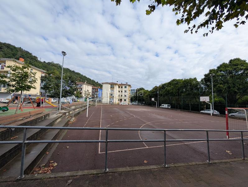 Foto e34c3ed9-bb85-429e-a2ab-6f9c37052758. Pis a Usurbil