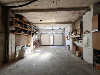 Autoparkplatz in Lasarte - Oria. Garaje cerrado de 90 m2 en venta.