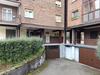 Autoparkplatz in Lasarte - Oria. Garaje para coche pequeño o trastero