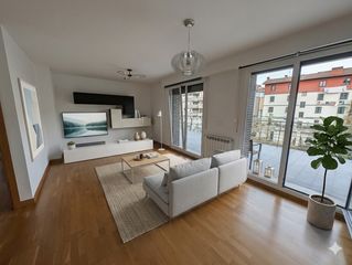 Flat in Usurbil. Novedad, bonito piso en txaramunto para entrar a vivir.