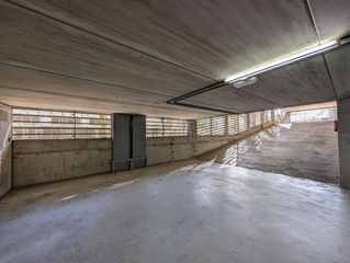 Miete Autoparkplatz in Lasarte - Oria. Raya de garaje con ventana