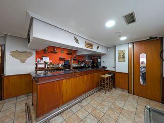 Geschäftsraum in Lasarte - Oria. Asador en alquiler con opción a compra 295.000,00.