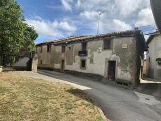 Casa en Urroz-villa - calle parralea 2. Se vende casa en urroz villa para reformar integramente