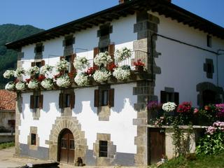 Casa a Basaburua. Venta espectacular vivienda