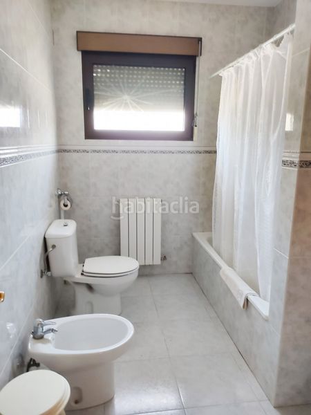 Foto 4b1404b5-1b7b-4b02-bac8-433d6d6bc1d0. Casa amb calefacció aparcament a Murillo el Fruto