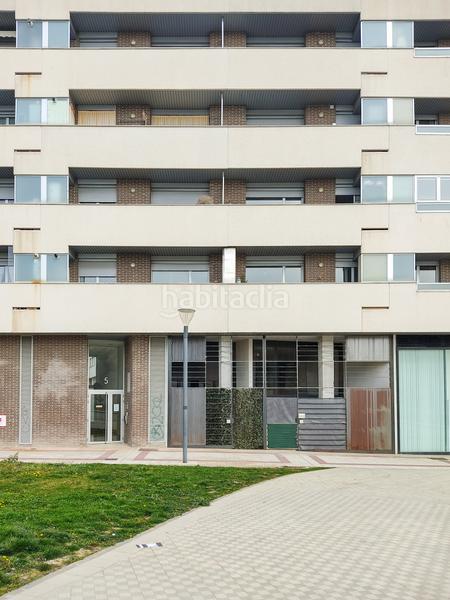 Foto 13b03e83-200c-4239-bb81-a6624fa3e994. Lloguer aparcament cotxe a pamplona-iruña - calle extremadura 5 a Pamplona / Iruña