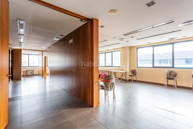 Foto b3bb85ee-7885-45f3-abd7-adcef74a85ef. Local comercial en poligono Ezcabarte 17 restaurante elordi poligono arre en Ezcabarte