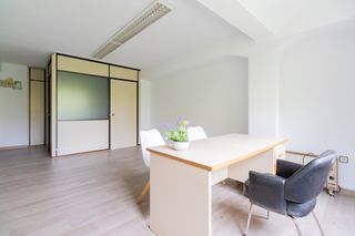 Affitto Ufficio in Pamplona-iruña - alfonso el batallador, 6. Exclusivo oficinas. exterior. sur. disponibilidad inmediata