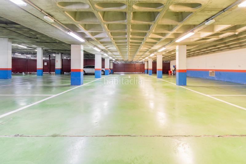 Foto 0d2e9454-f07c-47ba-9ce9-42d892d5333d. Aparcament cotxe a barañain - ronda de barañain 7 a Barañáin / Barañain