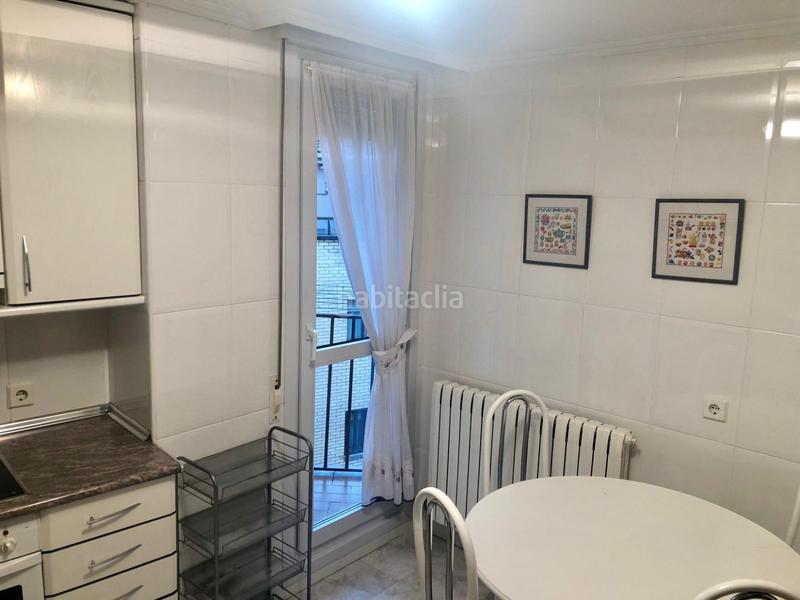 Foto ae759b3b-7e1c-459a-b150-0848fe609027. Lloguer pis amb aparcament a San Juan Pamplona / Iruña