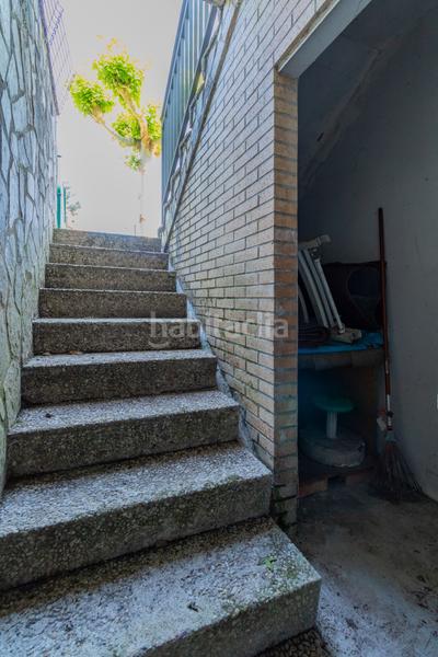 Foto 06d1bd68-8ce4-4edd-b36b-78331cfcec2b. Casa pareada en olaz - calle las eras 12 estupendo pareado en olaz . tres dormitorios, uno en suite tres baños y un aseo, dos salones, uno con comedor dotado con chimene en Egüés