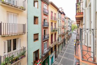 Pis a Pamplona-iruña - san anton 52. Piso en casco antiguo de pamplona