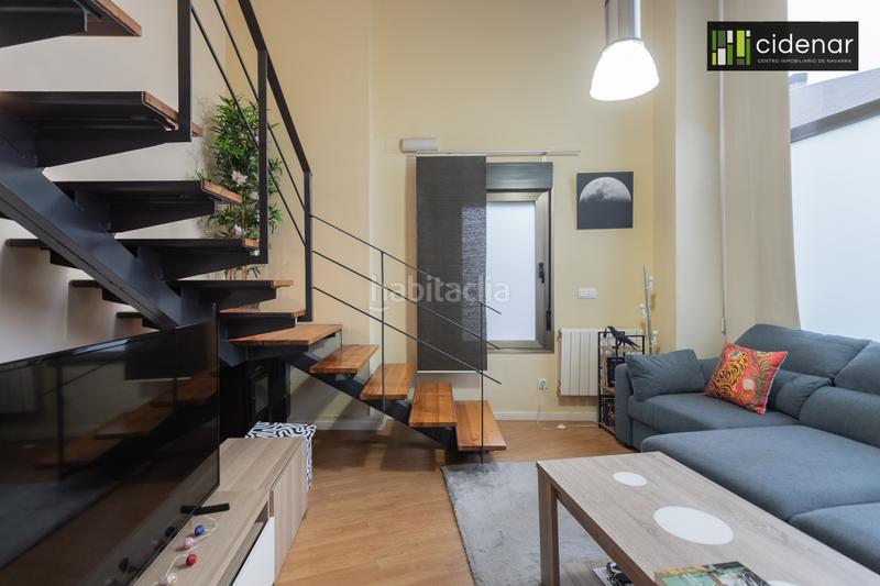 Foto bef8a566-8aea-484c-ba21-17a6cfebe1e0. Piso en mutilva - calle eguzki 4 se vende loft en mutilva alta todo exterior muy luminoso de 2 plantas con 2 habitaciones y 1 baño. no tiene cedula de habitabilida en Aranguren