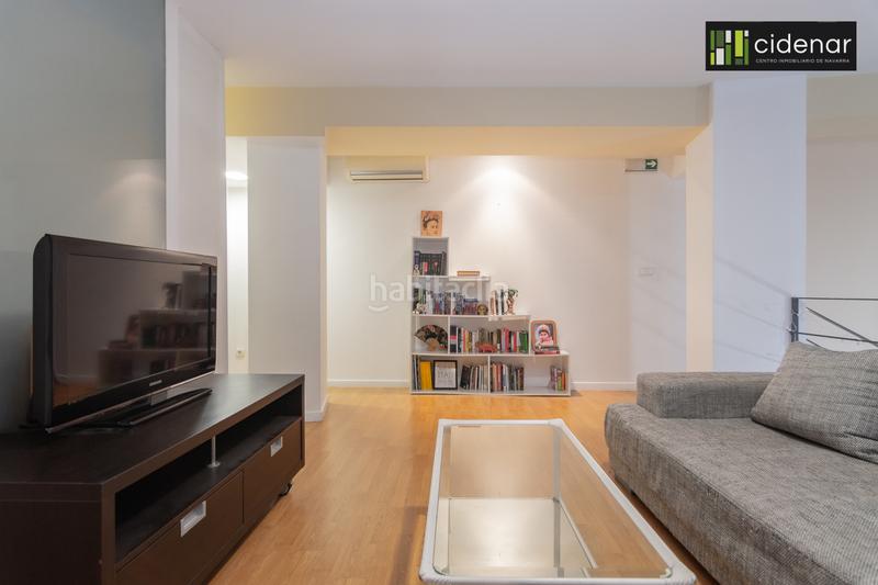 Foto c724f8ab-dfc0-4e1d-94a8-3fddbeeeb9ef. Piso en mutilva - calle eguzki 4 se vende loft en mutilva alta todo exterior muy luminoso de 2 plantas con 2 habitaciones y 1 baño. no tiene cedula de habitabilida en Aranguren