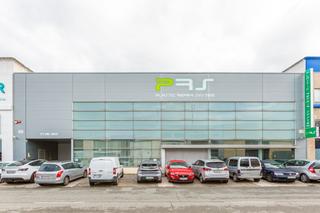 Lloguer Nau industrial a Noain - calle n 18-20. Espectacular nave de uso comercial de gran tamaño con oficinas e