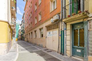 Pis en Pamplona-irua - florencio ansoleaga 35. Se vende apartamento de dos amplias habitaciones en pleno casco