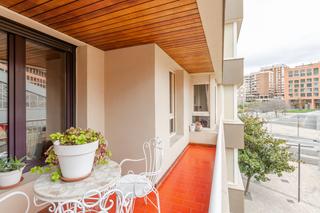 Pis a Pamplona-iruña - manuel de falla 2. Piso de 4 habitaciones con garaje y trastero en el pamplona