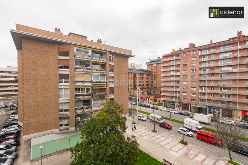 Foto ea4d2fa2-b467-47c5-bb21-142f9d1e8635. Piso en pamplona-iruña - calle monasterio de urdax 28 tu nuevo hogar en San Juan te espera! comodidad y modernidad en una ubicación ideal en Pamplona / Iruña