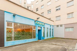 Local Comercial a Zizur mayor - calle larraya 2. Se vende local con licencia de actividad clasificada, diáfano y