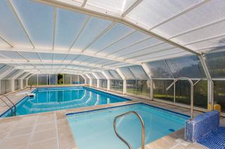 Casa aparellada a Calle baserri 9. Casa en eusa ezcabarte a 7 m. de pamplona de 355 m2 con piscinas