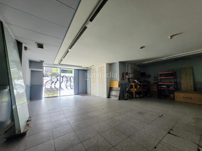 Foto 71908c81-4539-4c13-bbb9-9093b178719b. Alquiler local comercial en pamplona-iruña - calle Iturrama 6 estupendo local para negocio en calle Iturrama. la mejor calle de la zona. casi 90 m2 útiles con 9 m. lineales de fachada para un en Pamplona / Iruña
