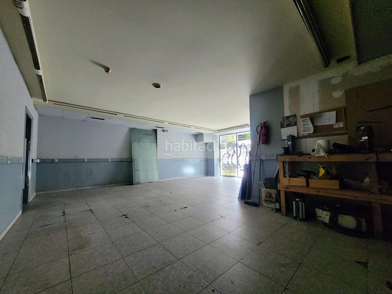 Foto de6ef21b-fb62-4e4b-b2d0-4064562b1755. Alquiler local comercial en pamplona-iruña - calle Iturrama 6 estupendo local para negocio en calle Iturrama. la mejor calle de la zona. casi 90 m2 útiles con 9 m. lineales de fachada para un en Pamplona / Iruña