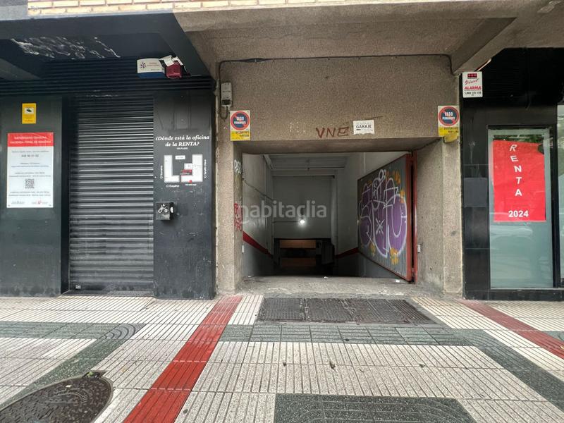 Foto bb1a58da-8ff6-4b5a-9e87-0c9a46b3dd60. Parking coche en pamplona-iruña - calle esquiroz 16 plaza garaje en c esquiroz 16 en Pamplona / Iruña