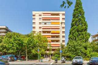 Pis en Pamplona-irua - san juan bosco 2. Piso muy luminoso en san juan bosco 2