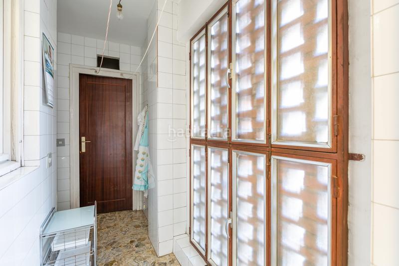 Foto 5a9fc5e3-cfac-4ed7-bb1c-f2316e31e42a. Piso en pamplona-iruña - calle san juan bosco 9 estupendo piso de 4 hab con garaje en Iturrama en Pamplona / Iruña